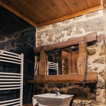 Petradi Synikia Mesi Trikalon