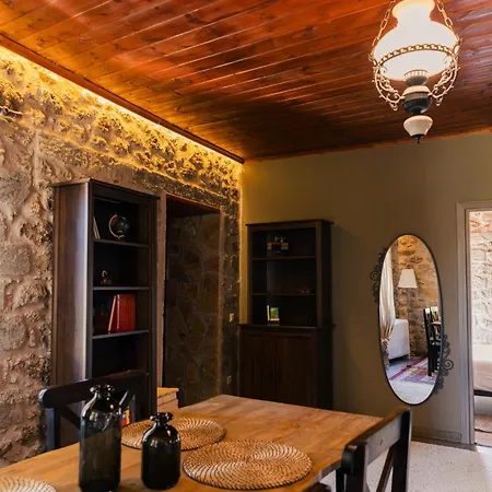 Petradi * Synikia Mesi Trikalon