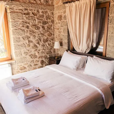 Petradi Country house *