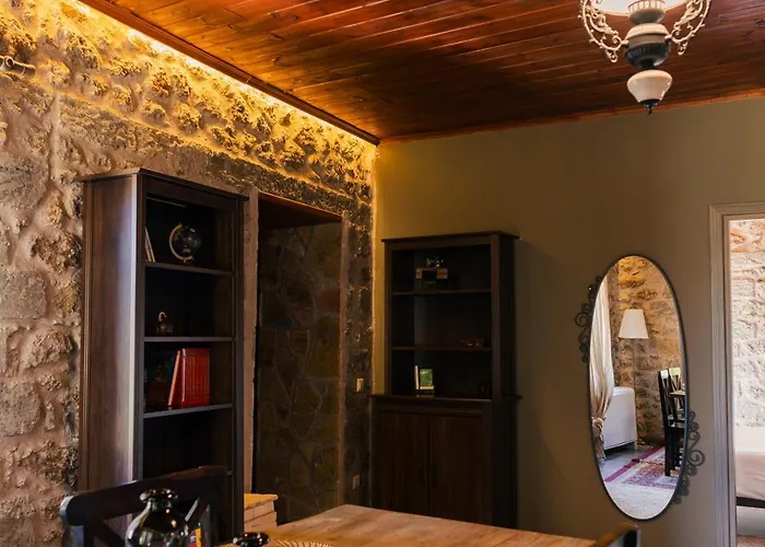 Petradi * Synikia Mesi Trikalon